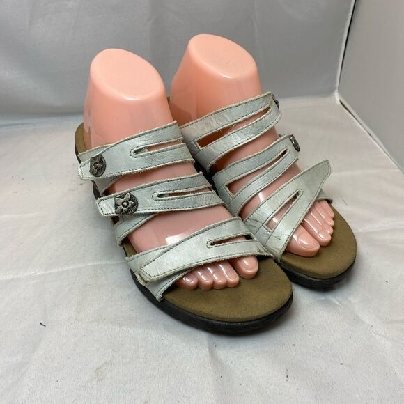 Romika Waikiki wedge sandal white strap silver embellishment 9 - Picture 1 of 8